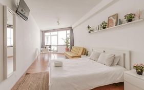 Travel & Live Aliados Apartment